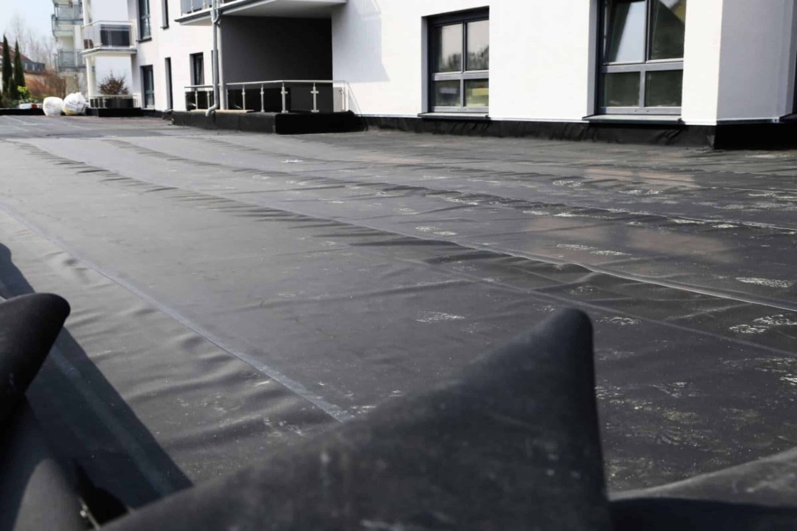 Geventileerde vorstrol die het dakbeschot droog houdt